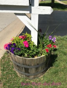 Mailbox planter garden